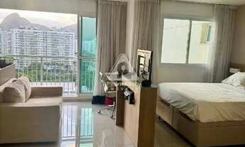 Imagem 2: FLAT TOTALMENTE REFORMADO 02 suítes, 01 vaga, RIO 2 - PORTEIRA FECHADA VERANO STAY - BAR