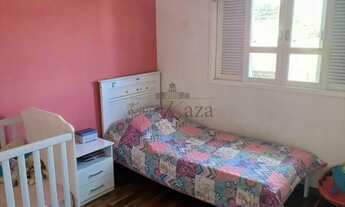 Imagem 7: Casa Sobrado Geminado - Jardim das Indústrias - 3 Dormitórios - 130m²