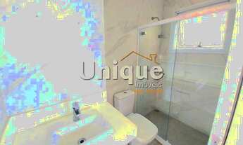 Imagem 2: Cobertura duplex à 100 metros da Praia do Forte, disponível para venda