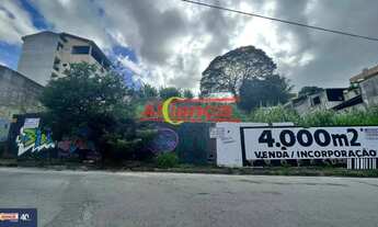 Imagem 3: área para construção de condominio