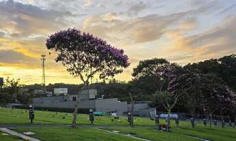 Imagem: Jazigo Cemitério Vale dos Reis