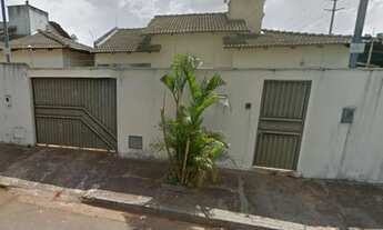 Imagem: Casa residencial Canadá de esquina na avenida