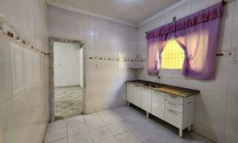 Imagem 11: Duas Casas Independentes: Oportunidade Perfeita para Família ou Investidor!