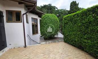 Imagem 2: Casa 4 Quartos com 4 Suítes e 420m² - Centro - CEN