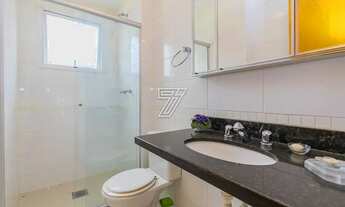 Imagem 2: A venda Mossungue possui 180 m2 com 4 quartos 2 vagas garagem