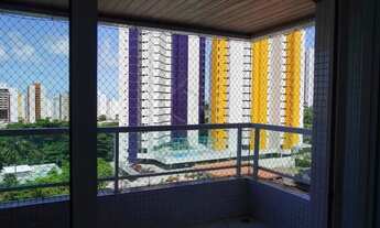 Imagem 6: Apartamento à Venda em Miramar com 150m², 4 Quartos, 3 Vagas de Garagem e Área de Lazer Co