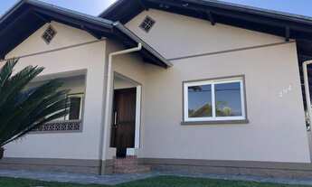 Imagem: Aluga-se casa 3 dorm. No Centro de Pomerode/SC