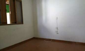 Imagem 7: Casa para Venda em São José dos Campos, Jardim Alvorada, 3 dormitórios, 1 banheiro, 3 vaga