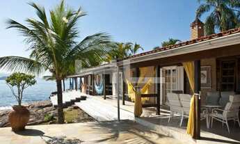 Imagem: Ilha privativa com 63.000m², 7 suites