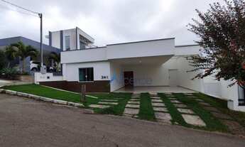 Imagem 2: Casa com 3 quartos para alugar, 237 m² por R$ 4.500/mês - Nova Gramado - Juiz de Fora/MG