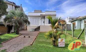 Imagem 2: Casa em estilo moderno em condomínio fechado