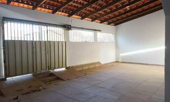 Imagem 2: Casa para Venda em Goiânia, Vila Santa Maria - Conjunto Caiçara, 4 dormitórios, 1 suíte, 2