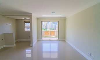 Imagem 2: Centro Apartamento com 2 dormitórios