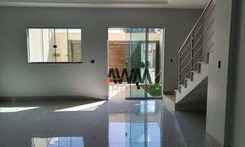 Imagem: Sobrado com 3 Quartos 1 Suíte à venda