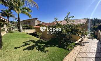 Imagem 2: Casa à venda no condomínio Marambaia na cidade de Vinhedo. Casa bem localizada com 3 quart