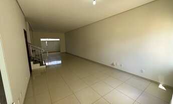 Imagem 3: Sobrado de 3 Suítes em Condomínio Qd. 208 Norte