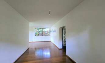 Imagem 5: Excelente casa localizada no no Pacaembu, 3 dormitórios sendo 1 suíte, 4 vagas