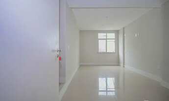 Imagem 2: Centro Apartamento com 2 dormitórios