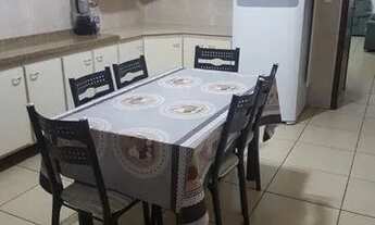 Imagem: Vagas para moças