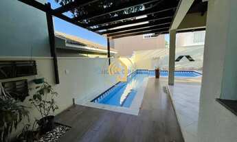 Imagem 2: Belíssimo sobrado no Condomínio Florais Cuiabá