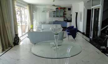 Imagem 5: Casa para aluguel e venda tem 2500 metros quadrados e 11 quartos em Guarujá - SP