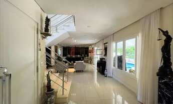 Imagem 7: Casa 421 m² 4 Quartos sendo 4 Suítes e 6 banheiros à Venda por R$ 3.500.000,00