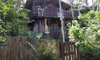 Imagem: Linda casa na natureza