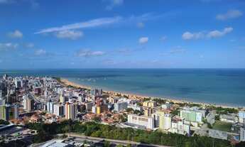 Imagem 13: Apartamento para aluguel possui 220 metros quadrados com 4 quartos + dependência completa