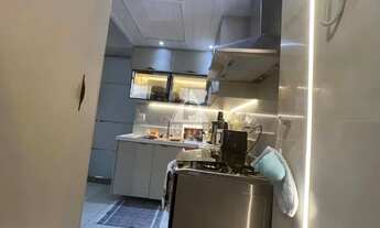 Imagem 6: Impecável apartamento com refinada reforma na quadra da praia