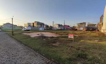 Imagem 7: Lote/Terreno para venda possui 180 metros quadrados em Parque Aeroporto - Macaé - RJ