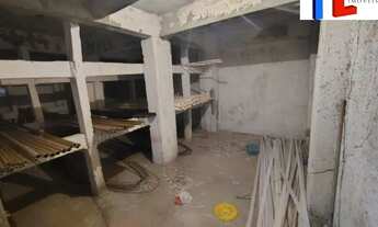 Imagem 7: Vendo Loja, 380m², 1 salão, 4 áreas para estoque, ideal para loja de material de construçã