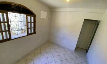 Imagem 2: Imóvel para aluguel tem 330 metros quadrados com 4 quartos