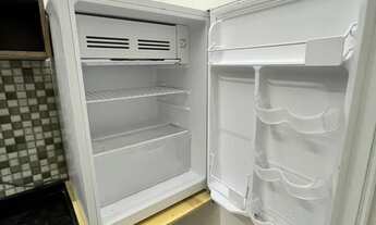 Imagem 5: Kitnet com internet mobiliada no centro de Porto Canoa - leia o anúncio