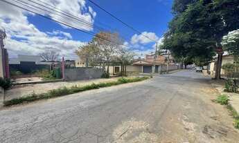 Imagem 3: Lote à venda no bairro Edgar Pereira com 408m²