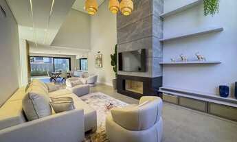 Imagem 2: Casa mobiliada e decorada piscina com 04 suítes à venda, 216 m² - Condomínio Sunset - Xang