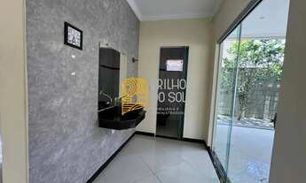 Imagem 7: Casa de Alto Padrão em Condomínio Fechado com 3 Suítes, Piscina e Segurança 24h