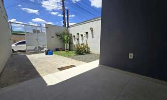 Imagem 2: VENDO UMA CASA Casa com 2 dormitórios