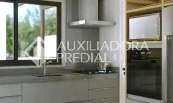 Imagem 3: Sobrado à venda com excelente padrão de acabamento e ótima localização