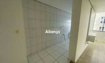 Imagem 6: Apartamento para aluguel SEMI MOBILIADO com 1 dormitório, andar alto no Bairro Centro em C