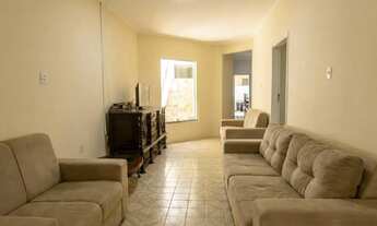 Imagem 3: Casa Impecável no Marianga com Lazer Completo e 2 Garagens Independentes!