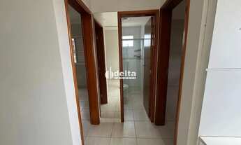 Imagem 3: Apartamento com 2 quartos, disponível para locação no bairro Santa Mônica em Uberlândia-MG