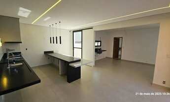 Imagem 2: Térrea para venda com 268 metros quadrados com 3 quartos