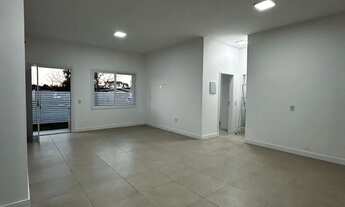 Imagem 4: IMPERDÍVEL! CASA GEMINADA DE ESQUINA EM GLORINHA!