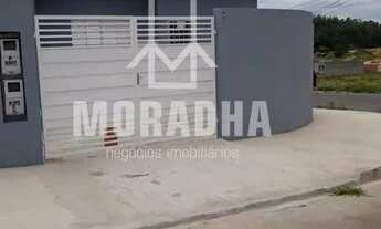 Imagem: Vende-se casa nova em excelente acabamento