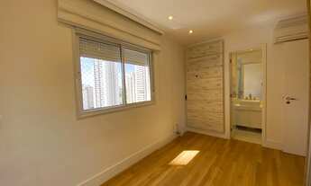 Imagem 3: Apartamento para venda possui 274m², com 4 quartos sendo 3 suites, 4 vagas em Campo Belo