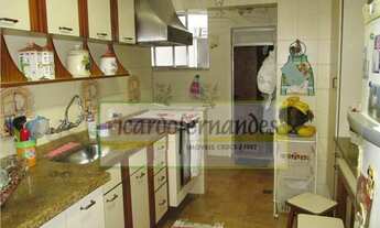 Imagem 3: Cobertura aconchegante e silenciosa. Vista para o verde