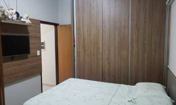 Imagem 3: Casa no Jardim América, 194m², 03 quartos, 01 suíte, hidromassagem