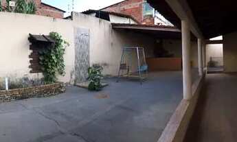 Imagem 2: Casa para aluguel possui 100 metros quadrados com 3 quartos em Taguatinga Sul - Brasília