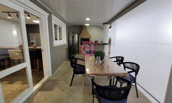 Imagem 7: Casa de condomínio sobrado para aluguel possui 400 metros quadrados com 5 quartos