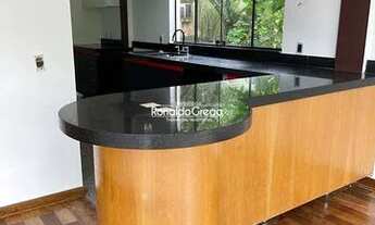 Imagem 4: 3 dorms,3 suites, 5 banheiros, 2 vagas, 375m²